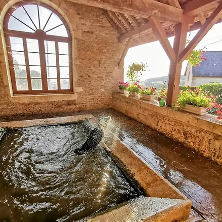 Bourguignon, Repos Et Produits Fermiers Charny (Cote-d'Or)