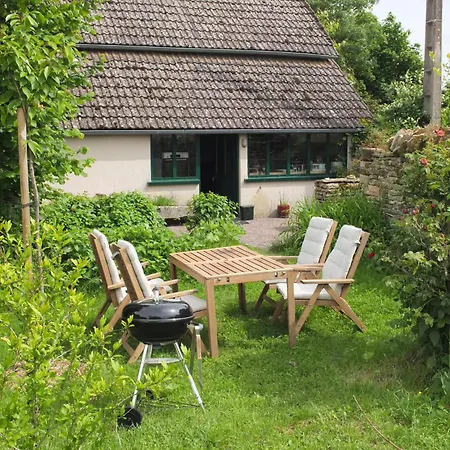 Bourguignon, Repos Et Produits Fermiers * Charny (Cote-d'Or)